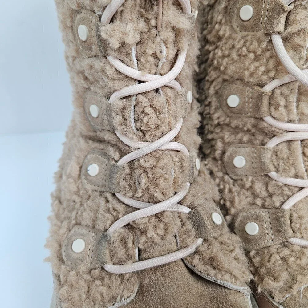 Sorel Youth Explorer Cozy Insulated Boot Canoe(Tan)/Chalk(Cream) 6 NY4894-262